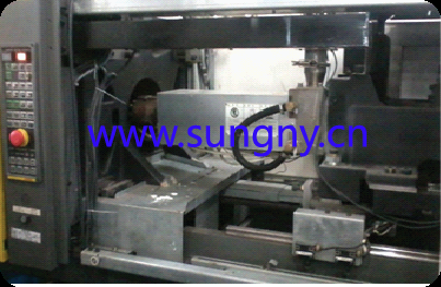 安裝前注塑機(jī)